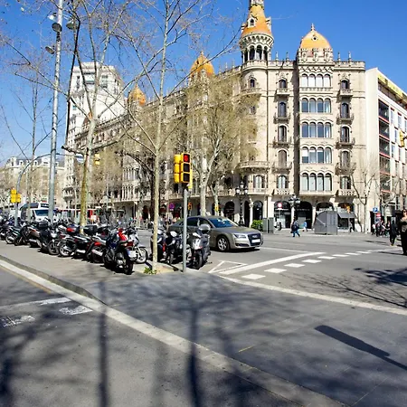 Apartment Bright With Terrace On Paseo De Gracia *